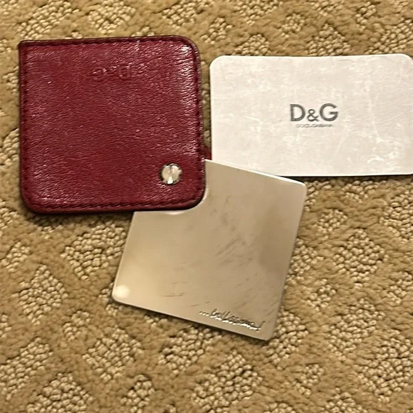 Dolce & Gabbana Lisa Pleated Red Grain Leather Bag With Compact & Dustbag - Picture 13 of 14